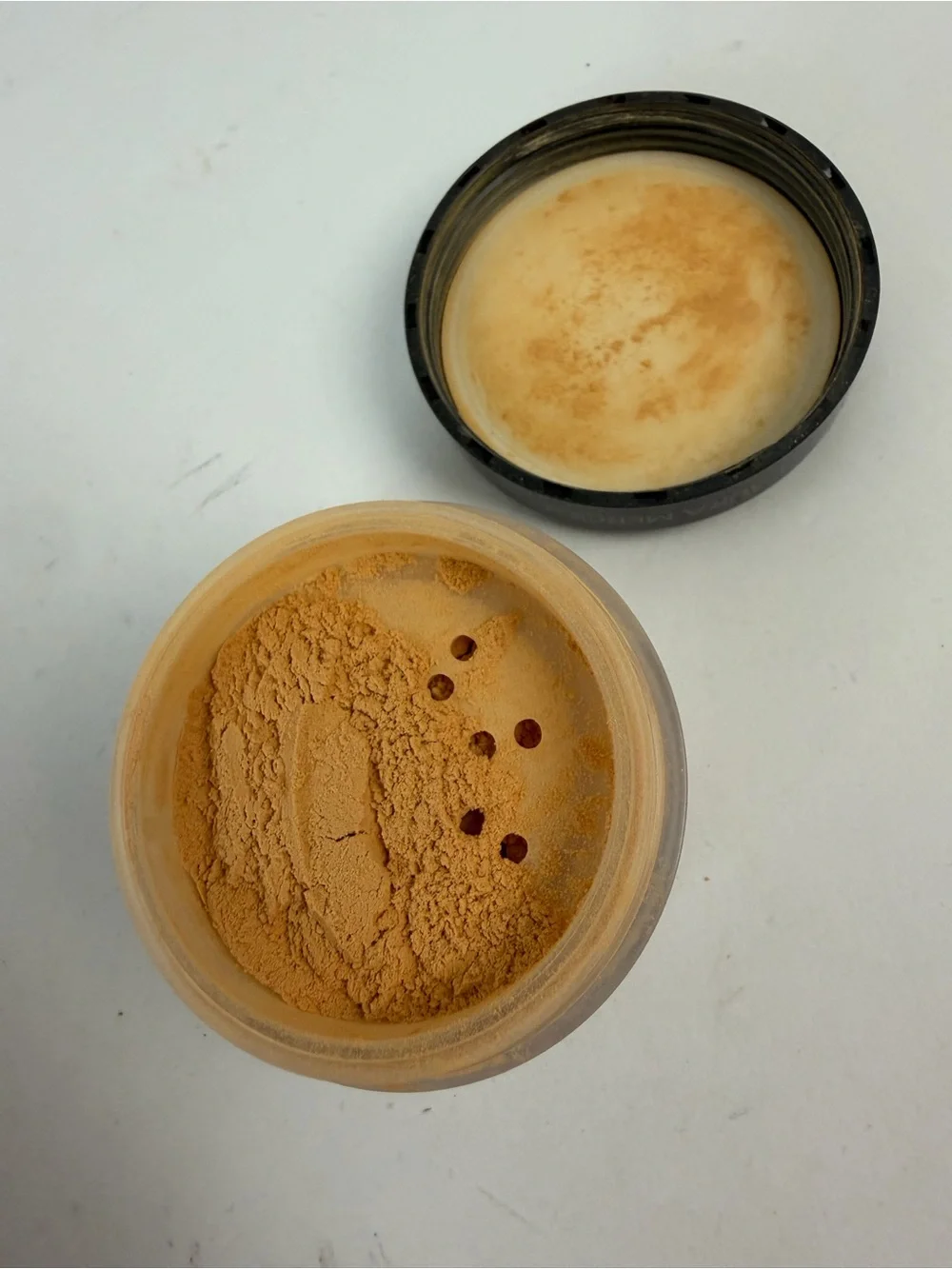 Laura Mercier Secret Brightening Powder for under eyes shade 2